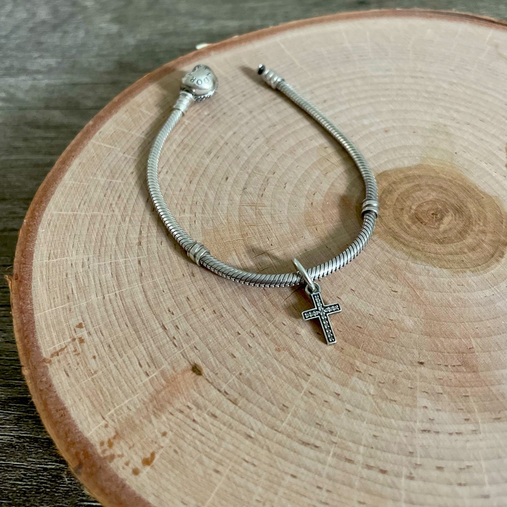 PANDORA SPARKLING CROSS DANGLE CHARM